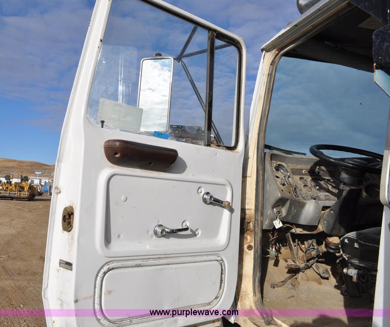 image for item F2224 1970 Ford dump truck
