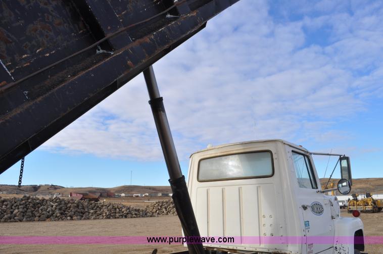 image for item F2224 1970 Ford dump truck