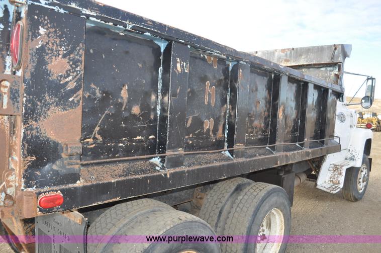 image for item F2224 1970 Ford dump truck