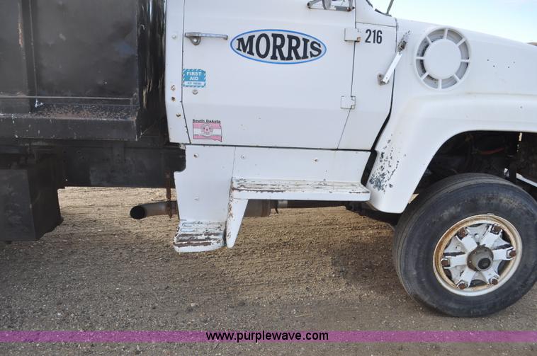 image for item F2224 1970 Ford dump truck