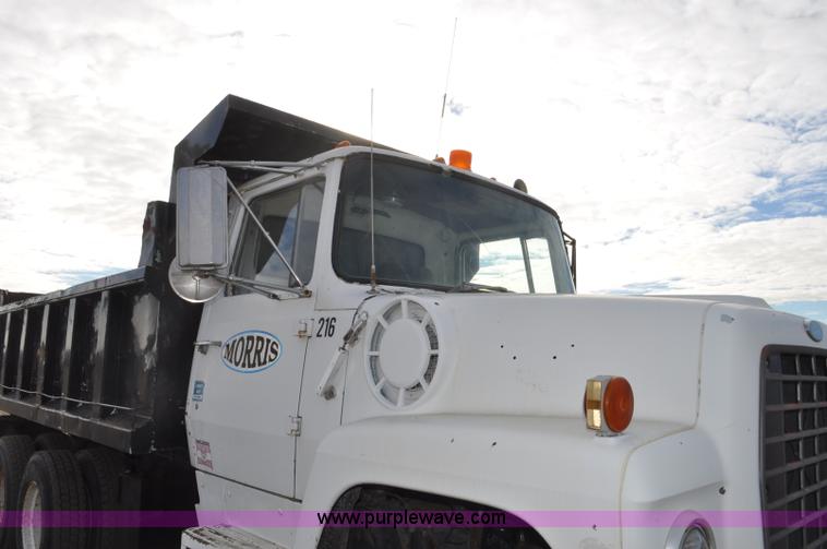 image for item F2224 1970 Ford dump truck