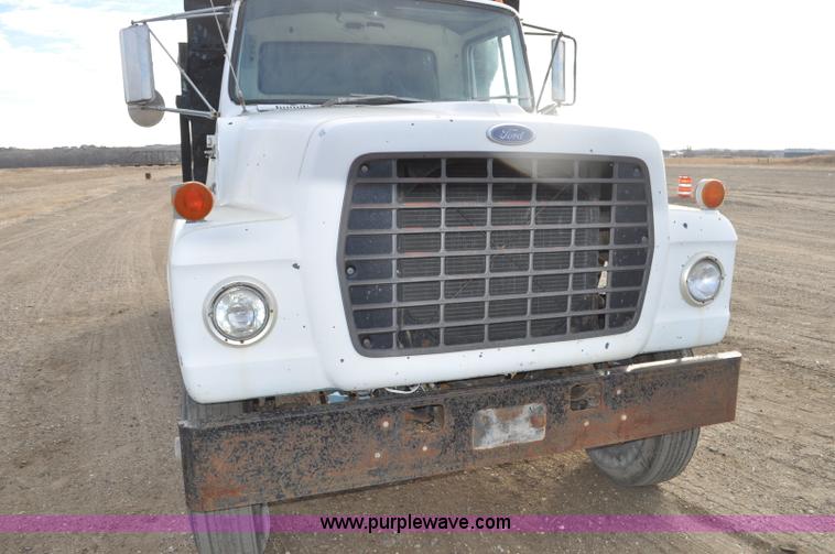 image for item F2224 1970 Ford dump truck