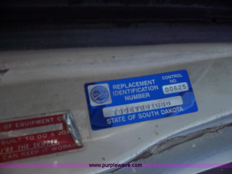 image for item F2224 1970 Ford dump truck