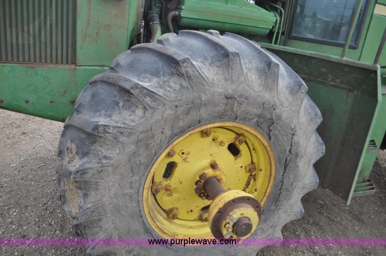 image for item F2226 1975 John Deere 8630 4WD tractor