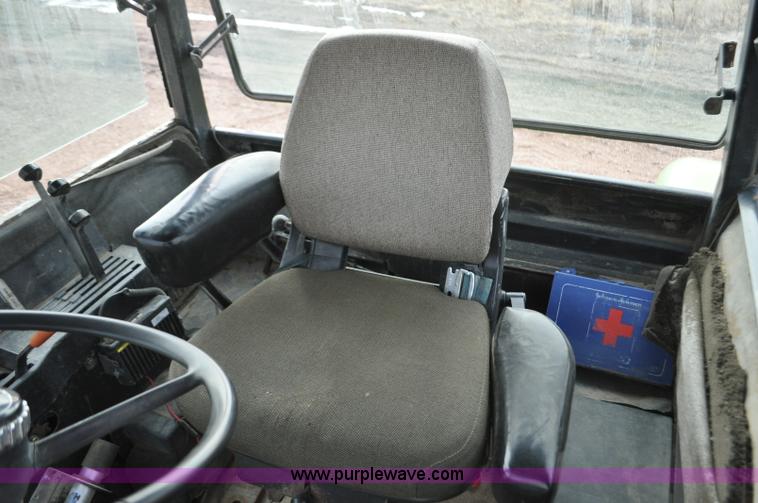 image for item F2226 1975 John Deere 8630 4WD tractor