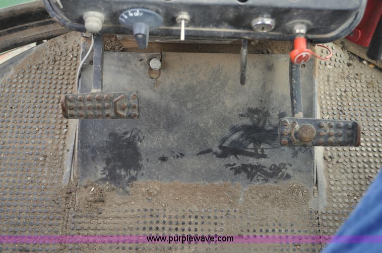 image for item F2226 1975 John Deere 8630 4WD tractor