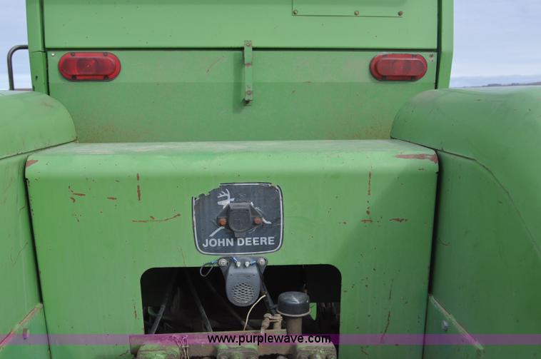 image for item F2226 1975 John Deere 8630 4WD tractor