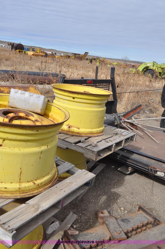 image for item F2226 1975 John Deere 8630 4WD tractor