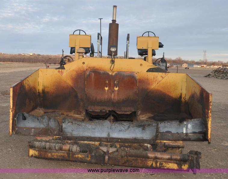 image for item F2229 1987 Caterpillar AP-800 asphalt paver