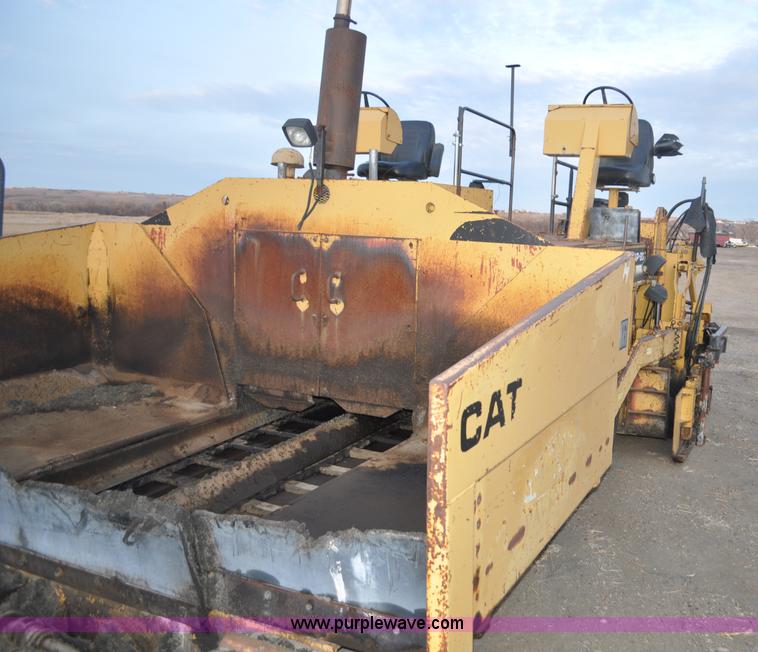 image for item F2229 1987 Caterpillar AP-800 asphalt paver