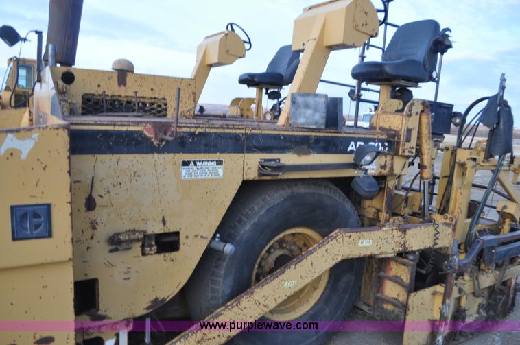image for item F2229 1987 Caterpillar AP-800 asphalt paver