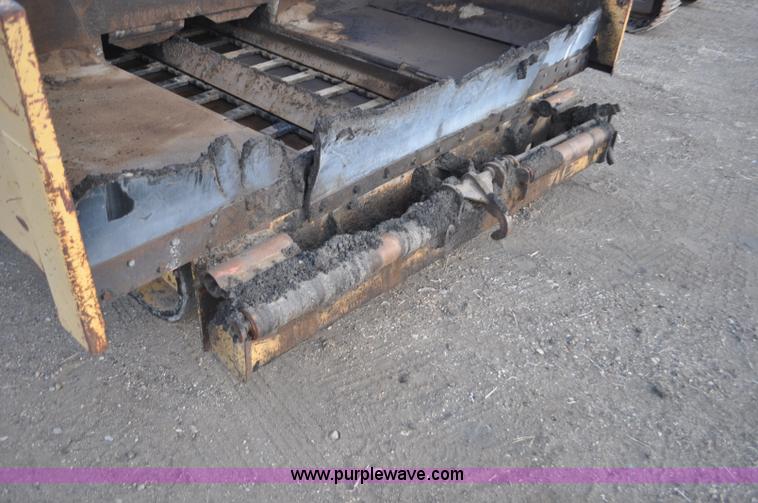 image for item F2229 1987 Caterpillar AP-800 asphalt paver