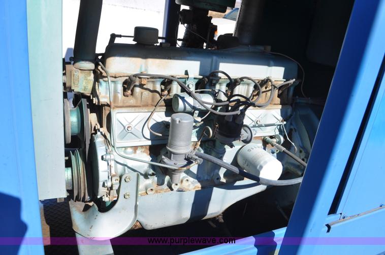 image for item F2233 Onan 45EM-9R/3426A generator