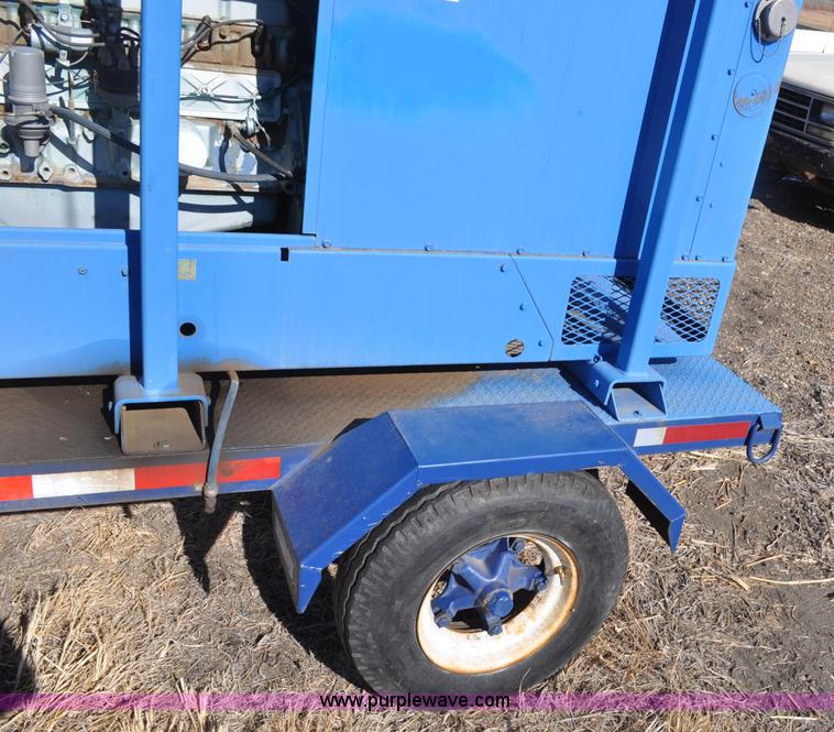 image for item F2233 Onan 45EM-9R/3426A generator