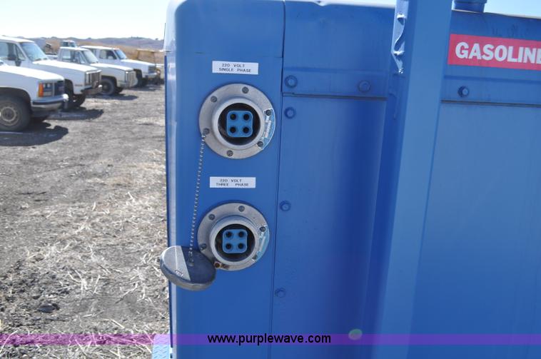 image for item F2233 Onan 45EM-9R/3426A generator