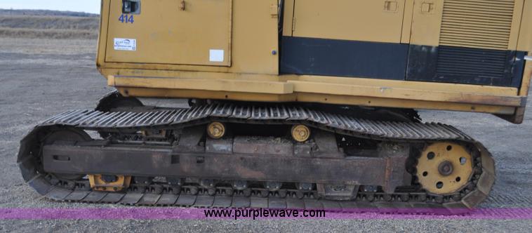 image for item F2236 1977 Caterpillar 225 excavator