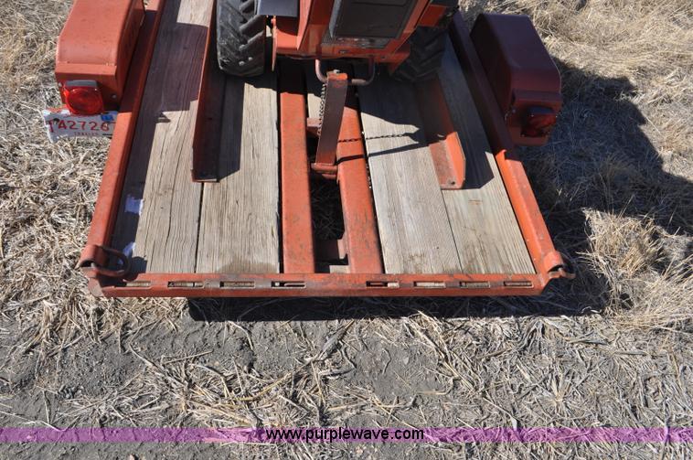 image for item F2239 2002 Ditch Witch 1230H trencher