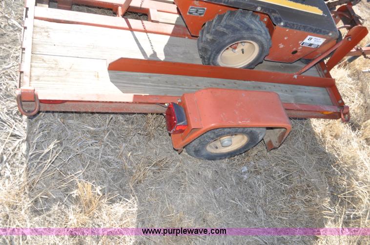 image for item F2239 2002 Ditch Witch 1230H trencher