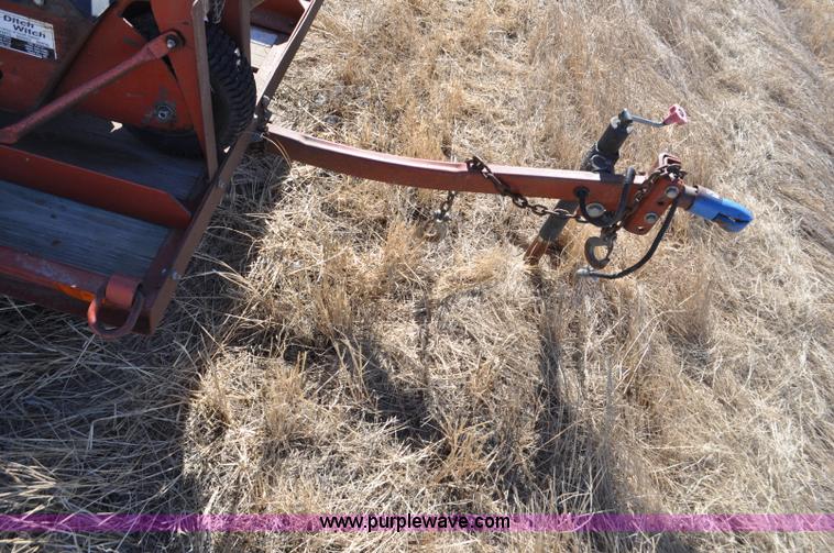 image for item F2239 2002 Ditch Witch 1230H trencher