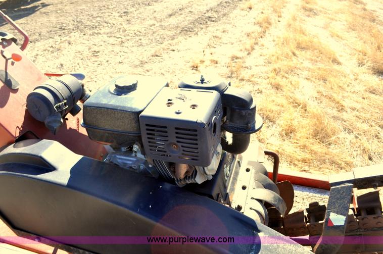 image for item F2240 2002 Ditch Witch 1230H trencher