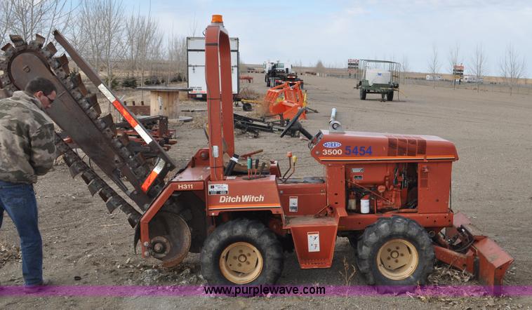 image for item F2241 Ditch Witch 3500 trencher