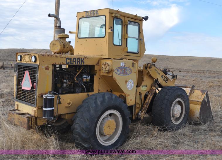 image for item F2242 1978 Clark Michigan 45B wheel loader