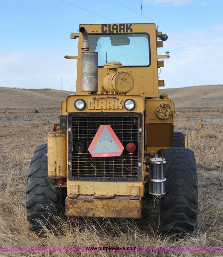 image for item F2242 1978 Clark Michigan 45B wheel loader