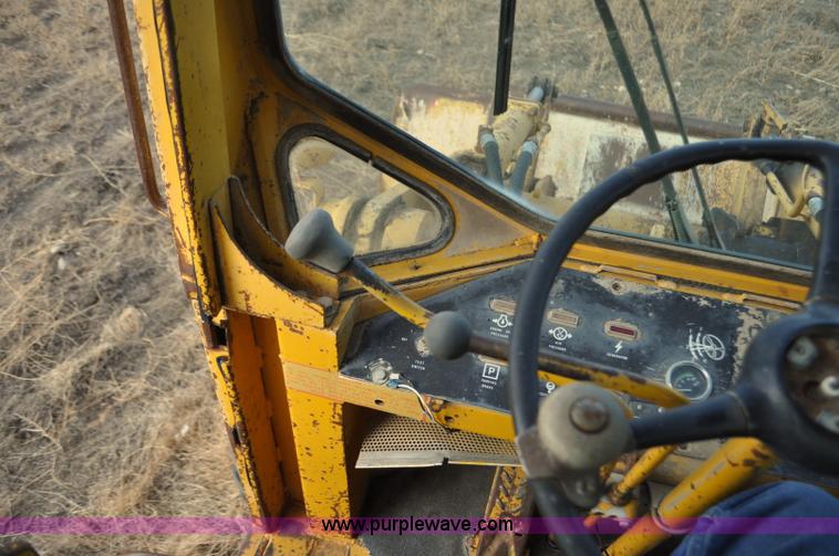 image for item F2242 1978 Clark Michigan 45B wheel loader