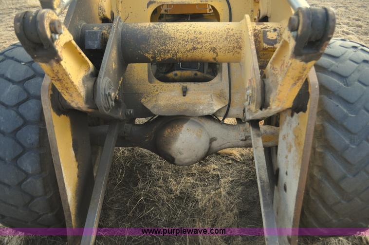 image for item F2242 1978 Clark Michigan 45B wheel loader