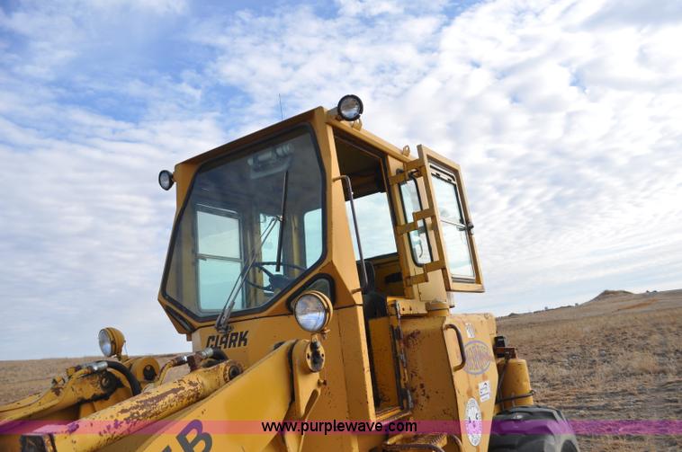 image for item F2242 1978 Clark Michigan 45B wheel loader