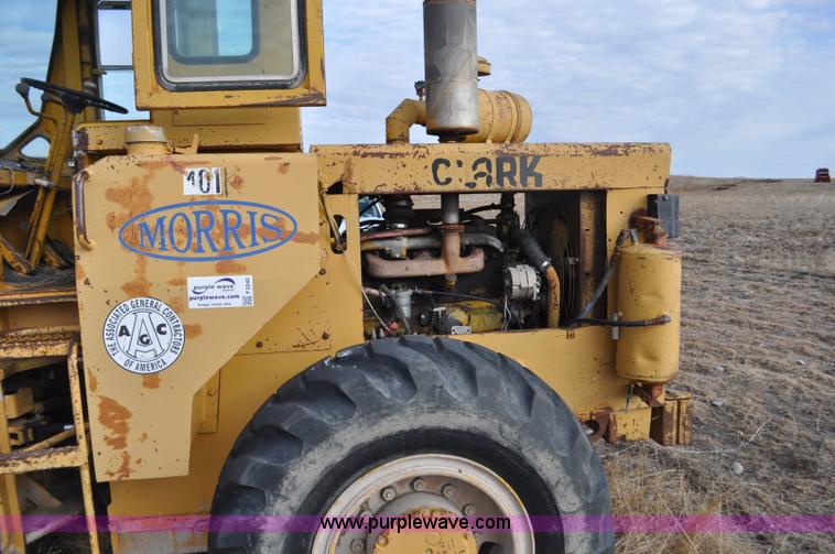 image for item F2242 1978 Clark Michigan 45B wheel loader