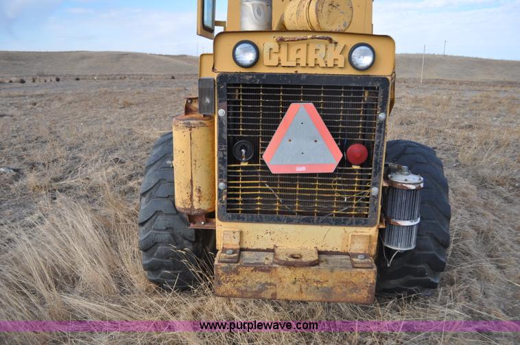 image for item F2242 1978 Clark Michigan 45B wheel loader