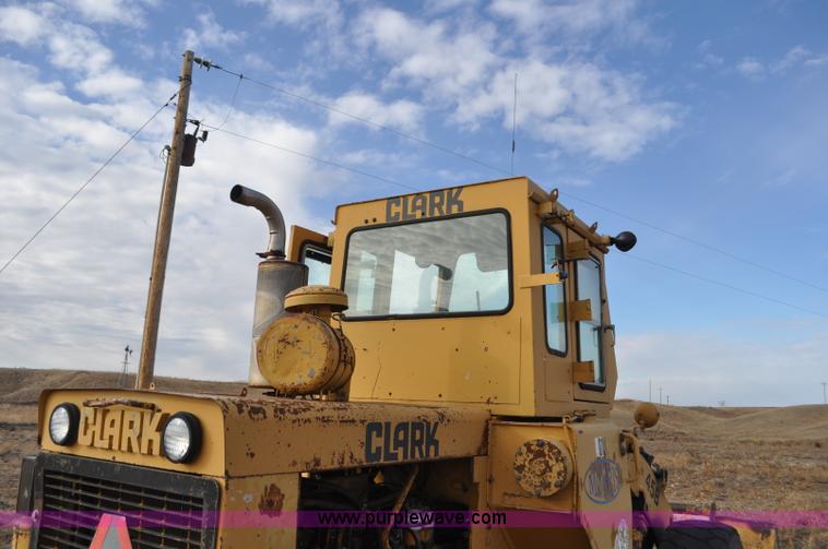 image for item F2242 1978 Clark Michigan 45B wheel loader