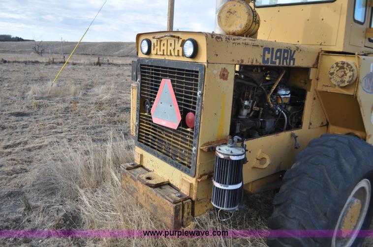 image for item F2242 1978 Clark Michigan 45B wheel loader