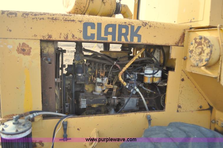 image for item F2242 1978 Clark Michigan 45B wheel loader