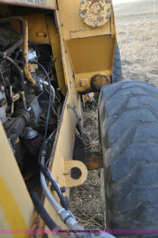 image for item F2242 1978 Clark Michigan 45B wheel loader