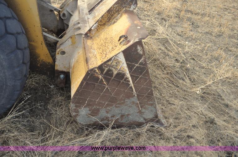 image for item F2242 1978 Clark Michigan 45B wheel loader