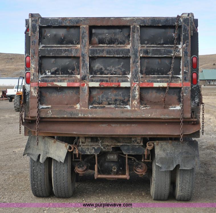 image for item F2243 1972 International 4300 dump truck