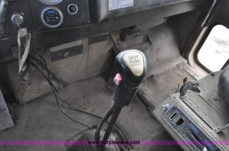 image for item F2243 1972 International 4300 dump truck