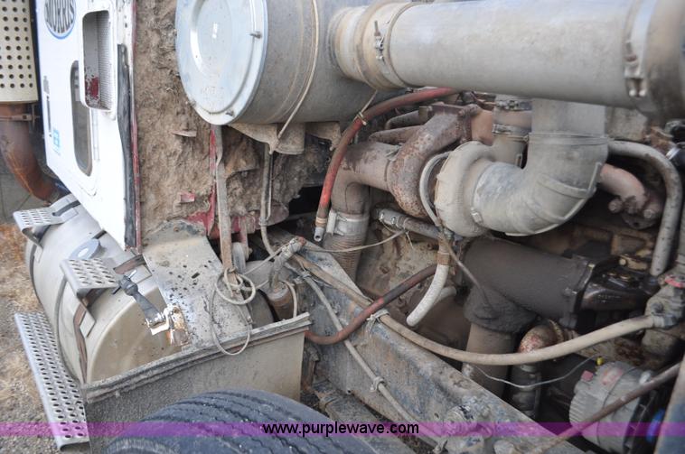 image for item F2243 1972 International 4300 dump truck