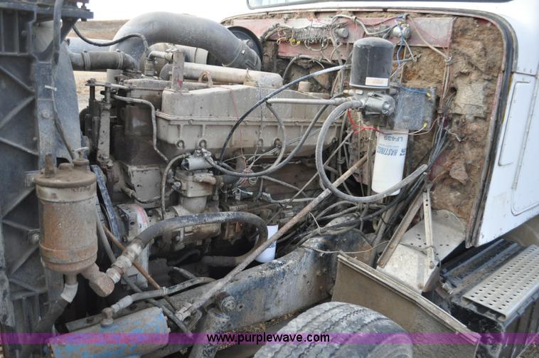 image for item F2243 1972 International 4300 dump truck
