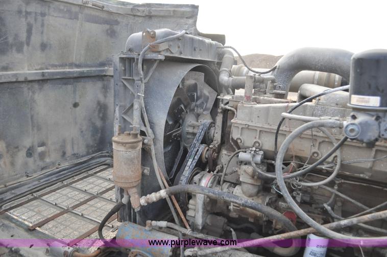 image for item F2243 1972 International 4300 dump truck