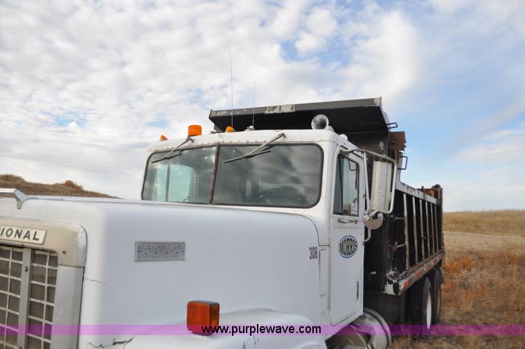 image for item F2243 1972 International 4300 dump truck