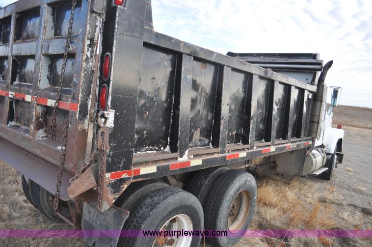 image for item F2243 1972 International 4300 dump truck