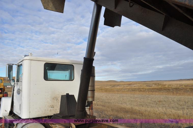 image for item F2243 1972 International 4300 dump truck