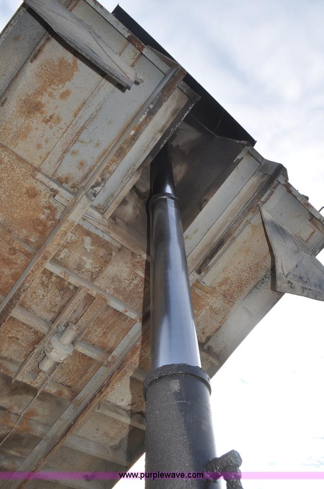 image for item F2243 1972 International 4300 dump truck