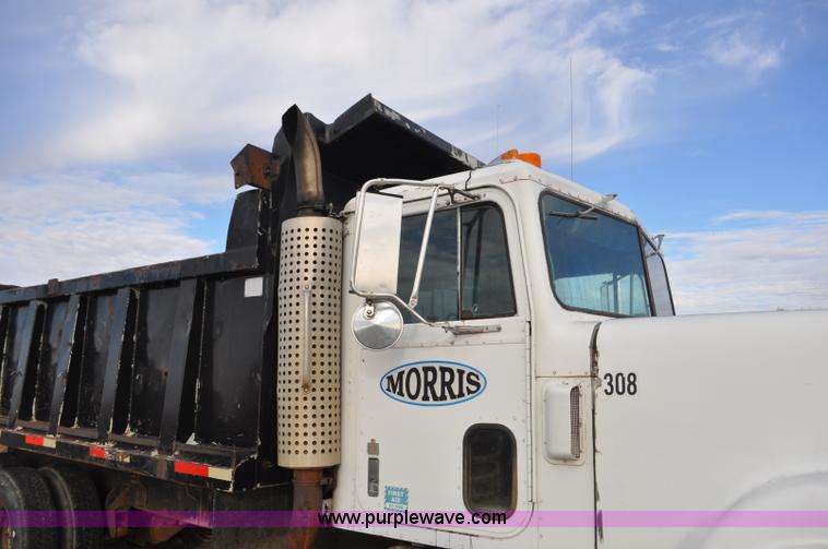 image for item F2243 1972 International 4300 dump truck