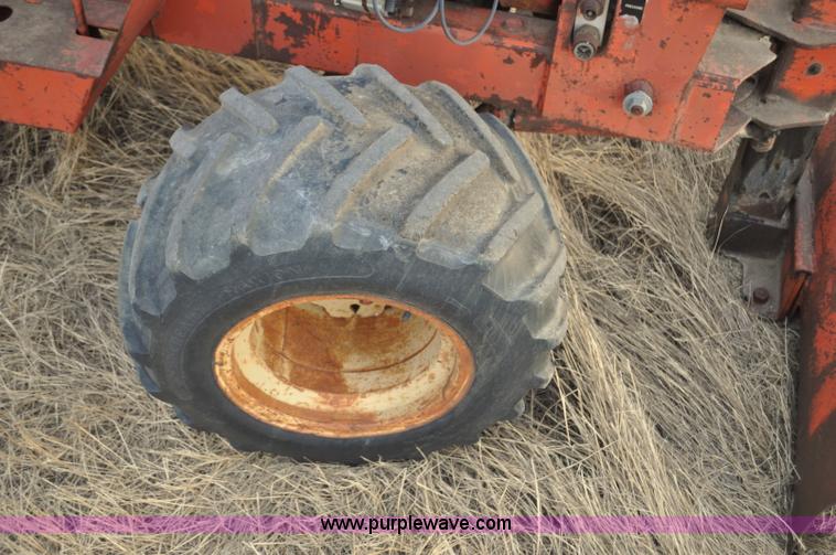 image for item F2246 Ditch Witch R40 trencher