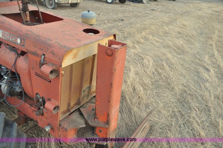 image for item F2246 Ditch Witch R40 trencher