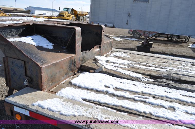 image for item F2254 1944 Trailmoble equipment trailer